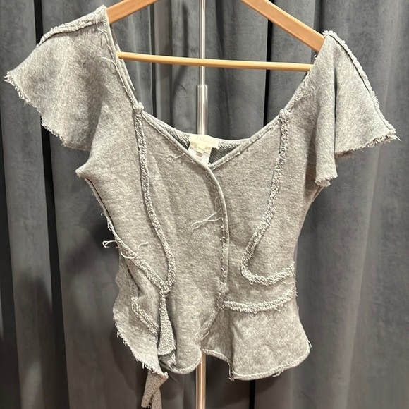 deletta peplum top